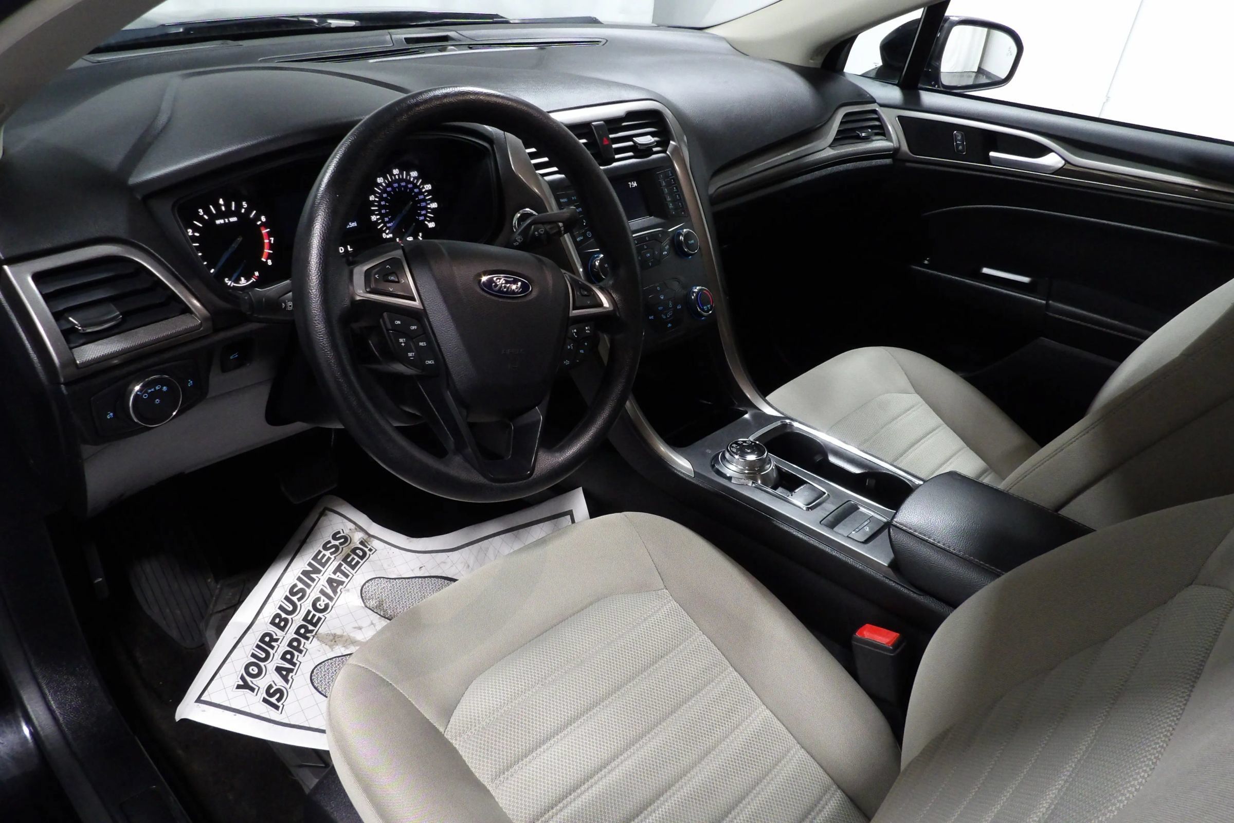 Used 2019 Ford Fusion S FWD image 9
