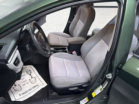 Used 2014 Toyota Corolla LE FWD image 11