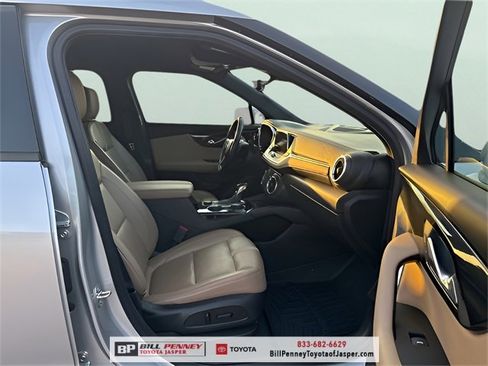 Used 2020 Chevrolet Blazer Premier w/ Driver Confidence II Package image 11