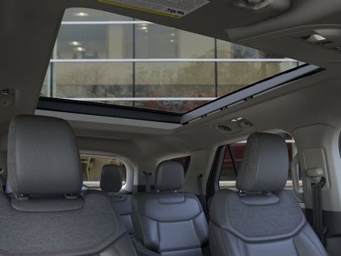 New 2026 Ford Explorer Active w/ Active Comfort Package image 22