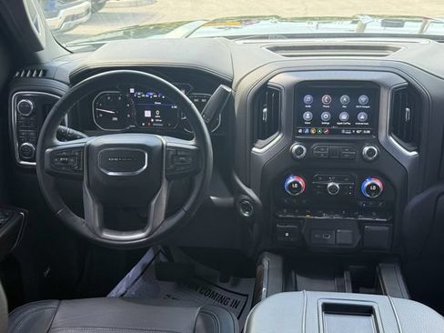 Used 2022 GMC Sierra 3500 Denali w/ Denali Ultimate Package AWD/4WD image 23