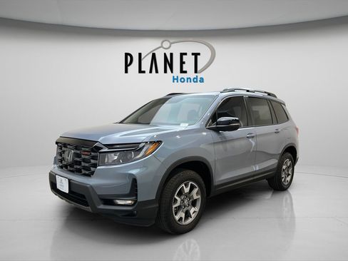 Certified 2023 Honda Passport TrailSport image 8