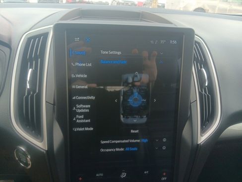 Used 2023 Ford Edge SEL image 37