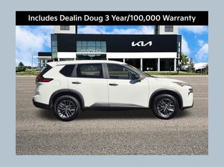 Used 2024 Nissan Rogue S AWD/4WD video 1