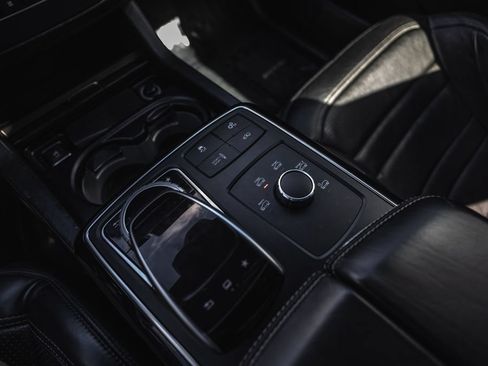 Used 2016 Mercedes-Benz GLE 63 AMG S image 19