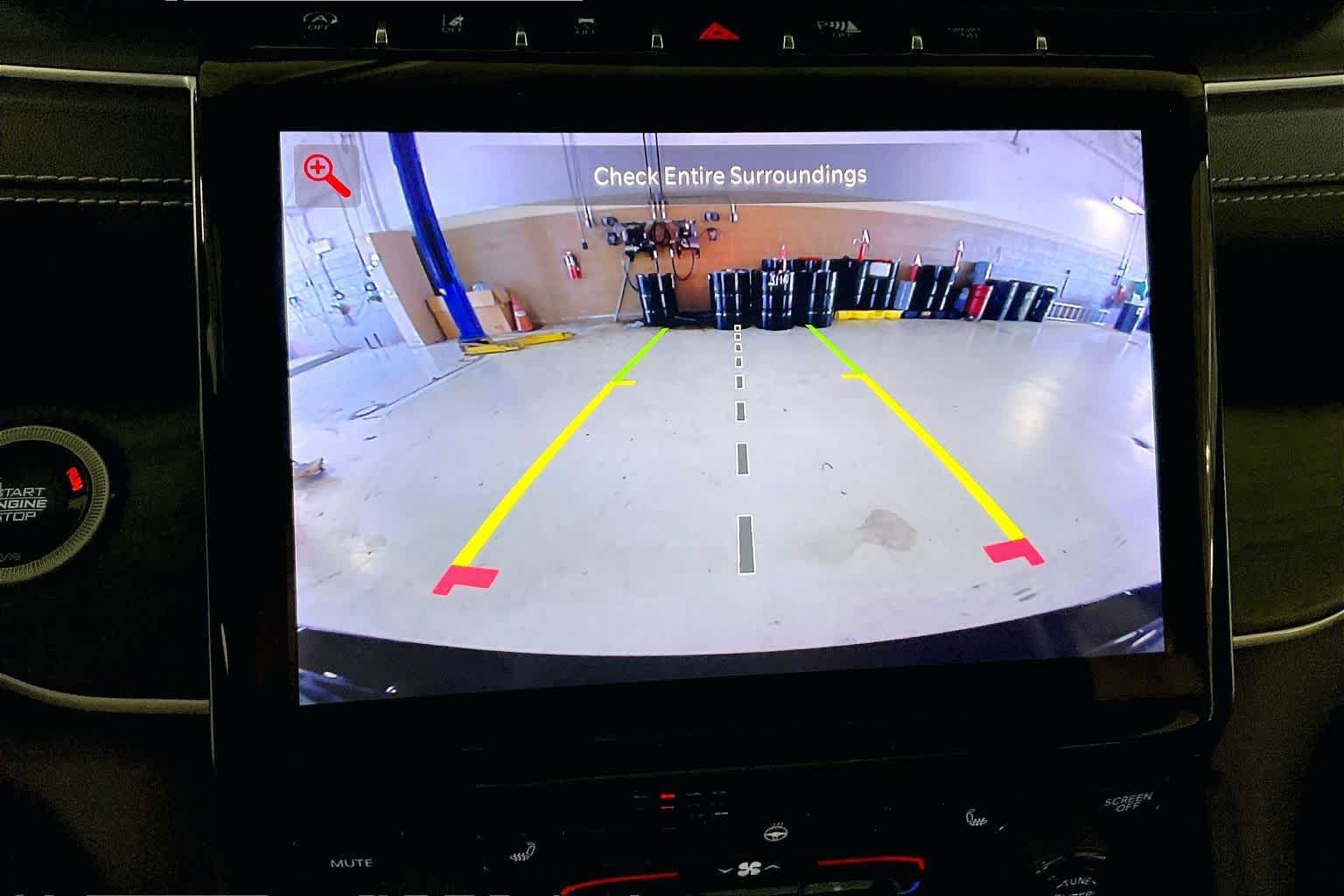 Used 2023 Jeep Grand Cherokee Limited RWD image 26