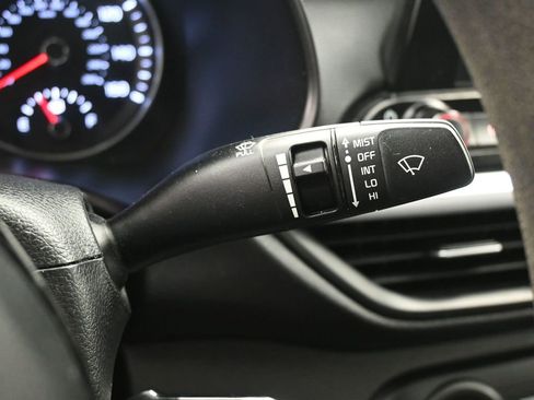 Used 2023 Kia Forte LXS image 15