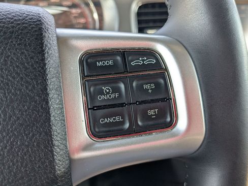 Used 2013 Dodge Charger R/T AWD/4WD image 21