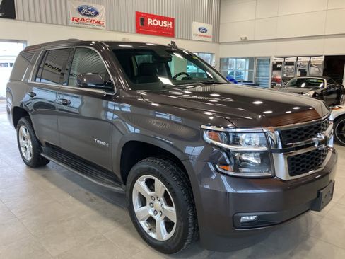 Used 2015 Chevrolet Tahoe LT w/ Luxury Package image 3