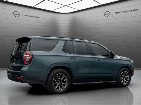 Used 2021 Chevrolet Tahoe Z71 w/ Z71 Off-Road Package AWD/4WD image 3