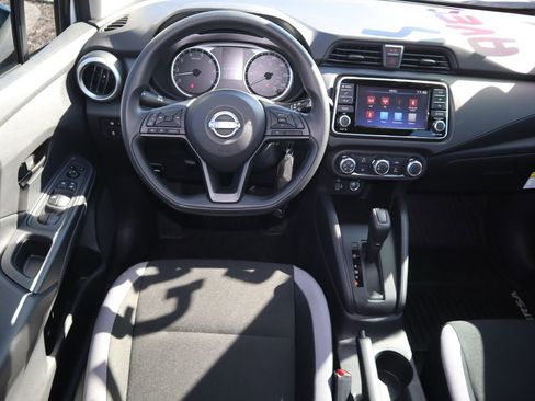 Used 2025 Nissan Versa S w/ Trunk Package image 11