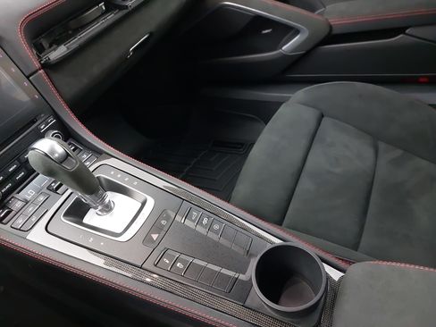 Certified 2024 Porsche 718 Cayman GTS RWD image 21