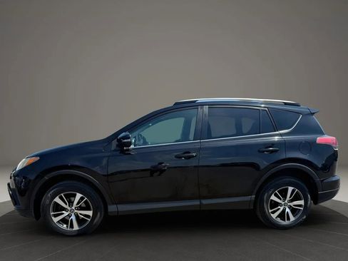 Used 2017 Toyota RAV4 XLE w/ Plus Special Value Package AWD/4WD image 1