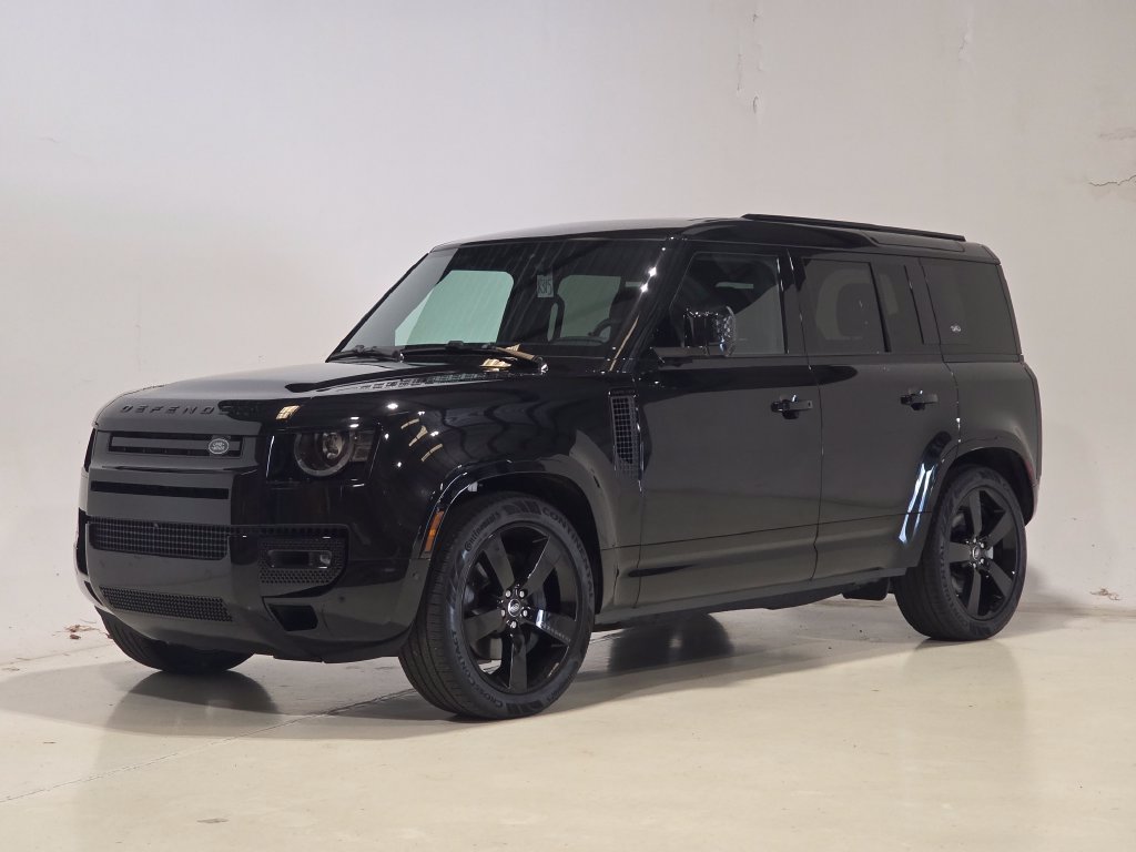 Certified 2024 Land Rover Defender 110 X-Dynamic SE AWD/4WD image 1