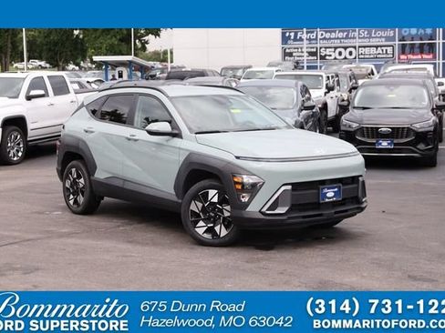 Used 2024 Hyundai Kona SEL AWD/4WD image 1