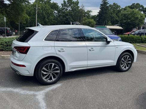 Certified 2023 Audi Q5 2.0T Premium w/ Convenience Package AWD/4WD image 4
