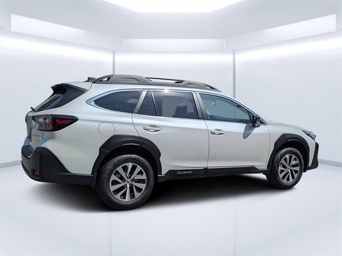 New 2025 Subaru Outback Premium image 3