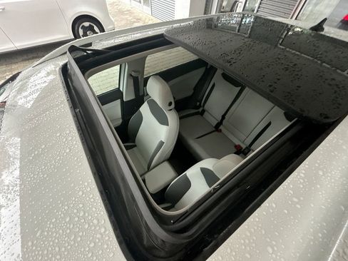 New 2026 Volkswagen Taos SE image 38