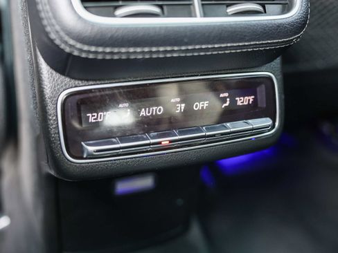 Used 2021 Mercedes-Benz GLS 450 4MATIC image 7