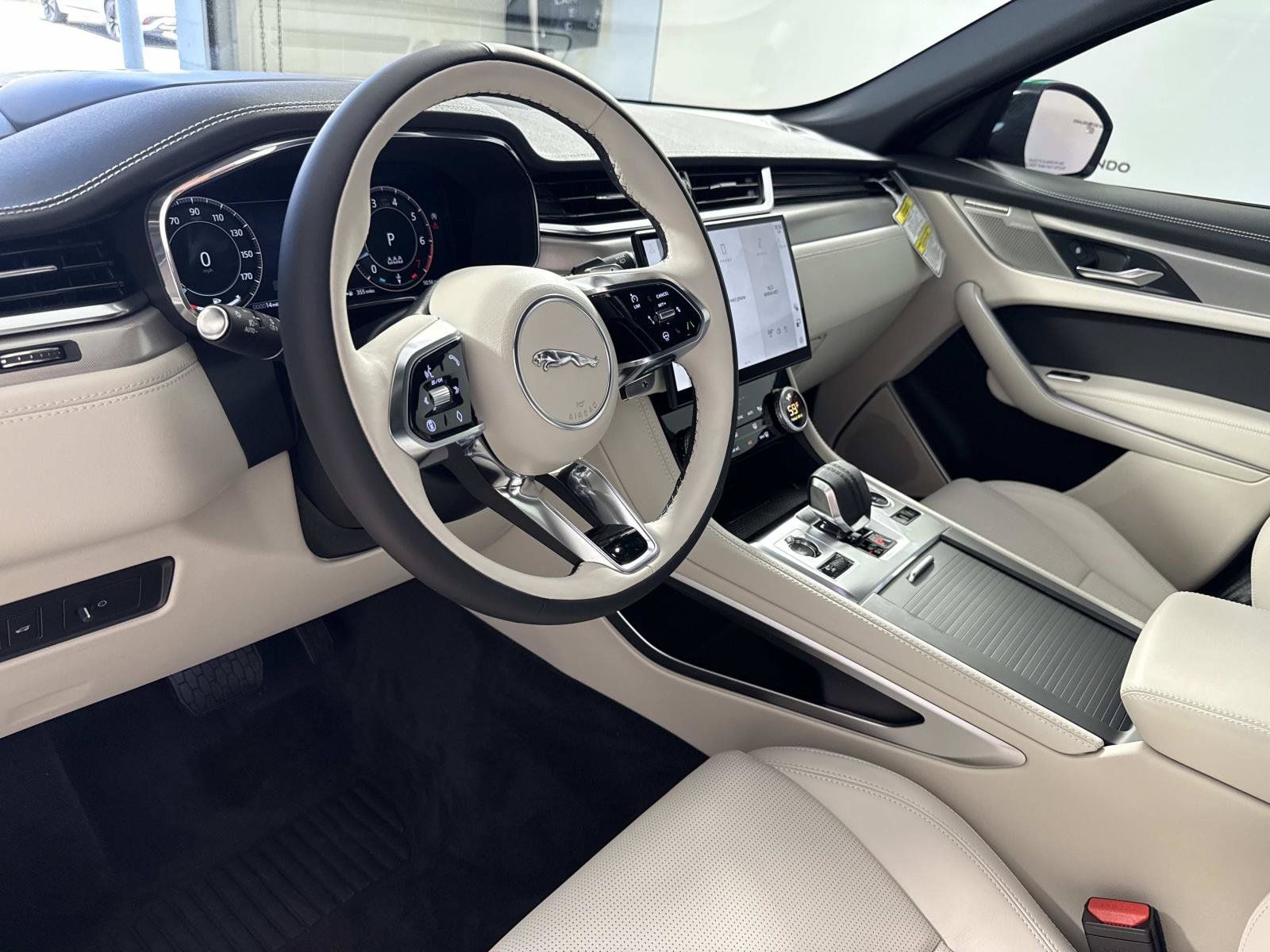 New 2026 Jaguar F-PACE R-Dynamic S AWD/4WD image 22