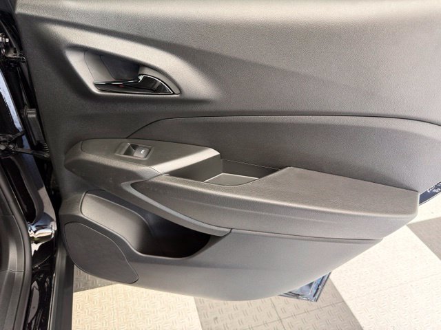 New 2026 Chevrolet Trax RS FWD image 24
