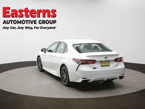 Used 2024 Toyota Camry SE image 63
