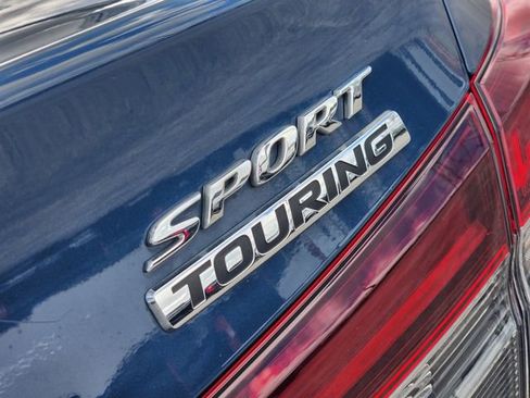 Used 2025 Honda Civic Sport image 12