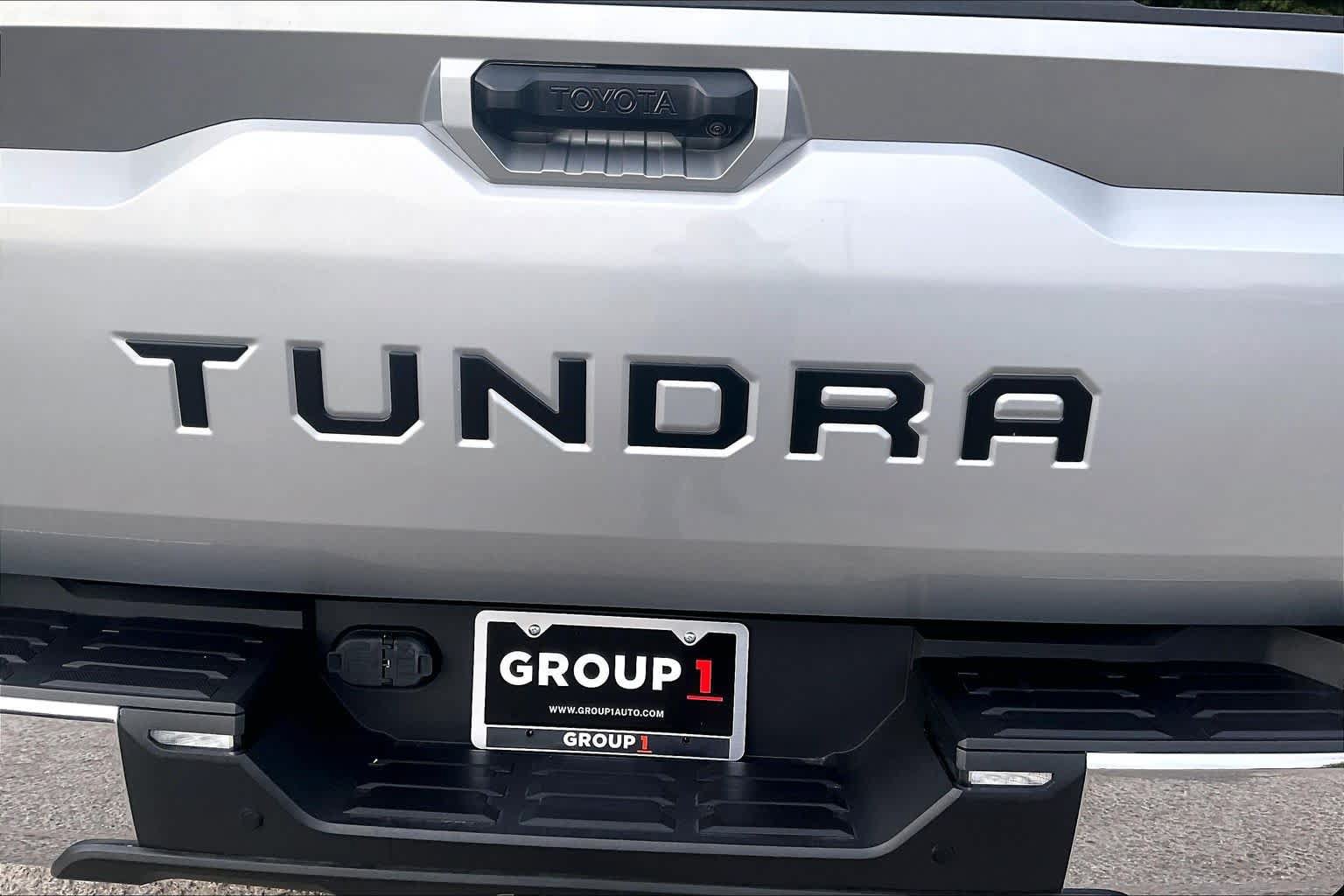 Used 2022 Toyota Tundra SR5 w/ TRD Off-Road Premium Package RWD image 10