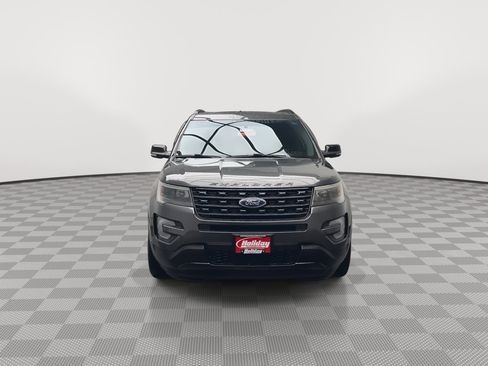 Used 2017 Ford Explorer Sport image 39