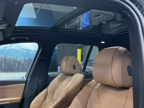 Used 2024 BMW X5 xDrive40i w/ Parking Assistance Package image 20