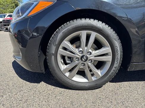 Used 2017 Hyundai Elantra Value Edition image 13