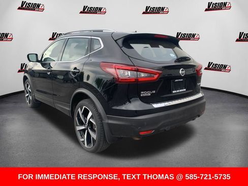 Used 2022 Nissan Rogue Sport SL w/ Premium Package AWD/4WD image 3