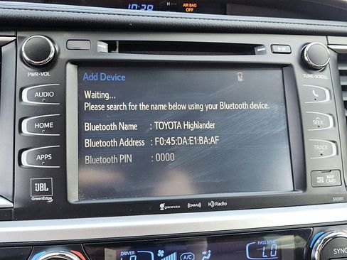Used 2019 Toyota Highlander Limited Platinum AWD/4WD image 14