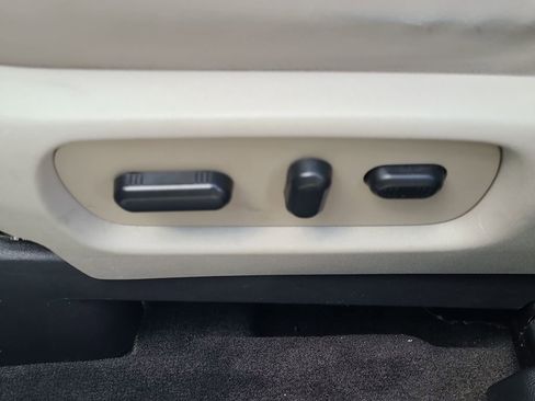 Used 2015 Ford Explorer Limited w/ Equipment Group 302A image 24