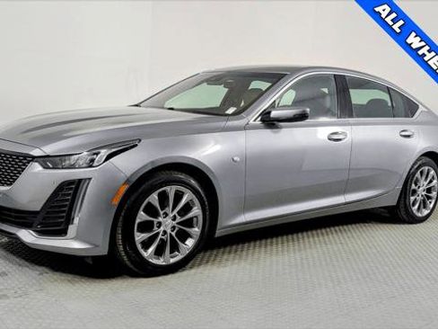 Used 2023 Cadillac CT5 Luxury image 2