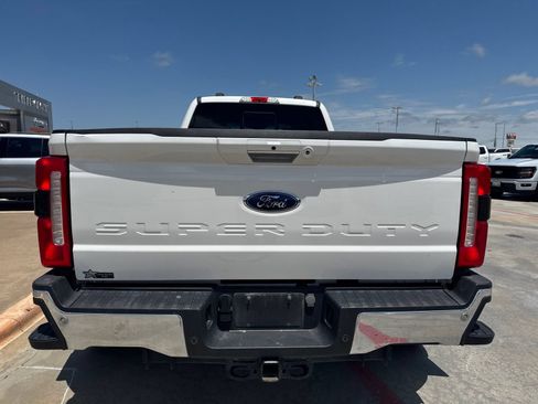 Used 2023 Ford F350 Lariat w/ Lariat Ultimate Package AWD/4WD image 4