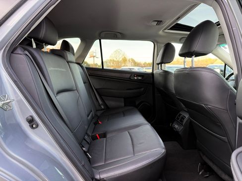 Used 2019 Subaru Outback 2.5i Limited w/ Popular Package #2 image 26