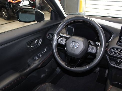 Used 2024 Honda HR-V Sport image 21