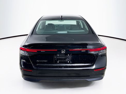 New 2025 Honda Accord SE image 30