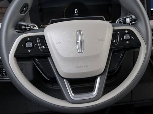 New 2026 Lincoln Corsair Reserve w/ Jet Appearance Package image 12