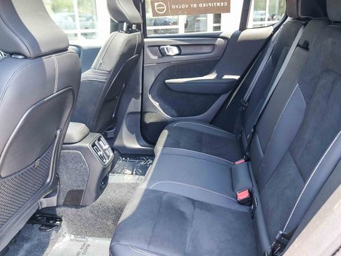 Used 2023 Volvo C40 P8 Recharge Plus w/ Protection Package Premier AWD/4WD image 18