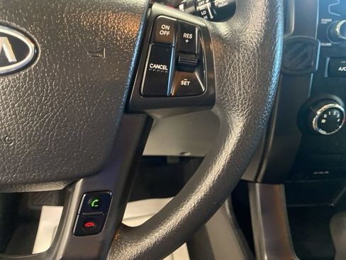 Used 2013 Kia Sorento LX AWD/4WD image 14