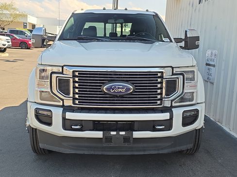 Used 2020 Ford F450 Platinum w/ FX4 Off-Road Package image 2