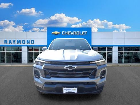 New 2026 Chevrolet Colorado LT w/ LT Convenience Package AWD/4WD image 9