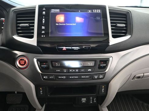 Used 2018 Honda Pilot EX-L image 32