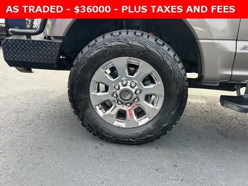 Used 2019 Ford F250 Lariat w/ Lariat Ultimate Package image 9