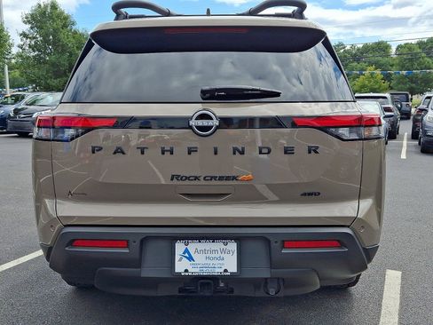 Used 2023 Nissan Pathfinder Rock Creek AWD/4WD image 5