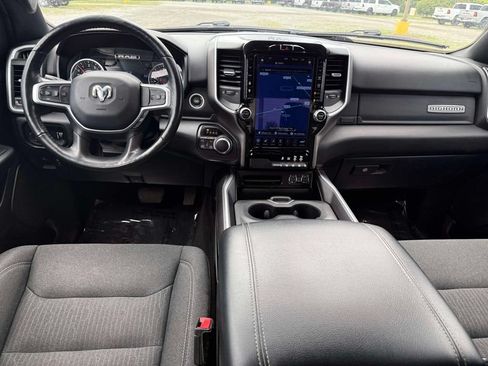 Used 2020 RAM 1500 Big Horn AWD/4WD image 3