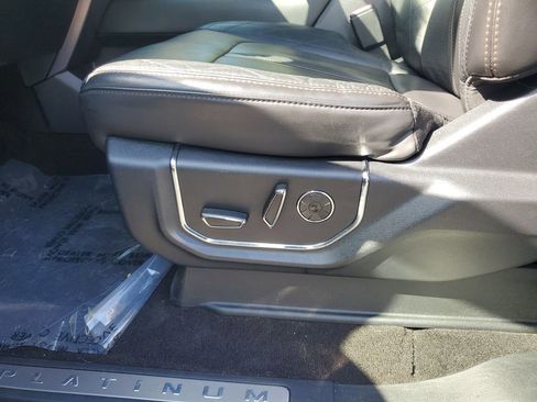 Used 2020 Ford Expedition Platinum image 21