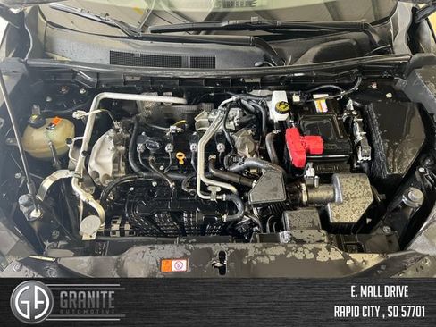 Used 2025 Mitsubishi Outlander SE FWD image 22